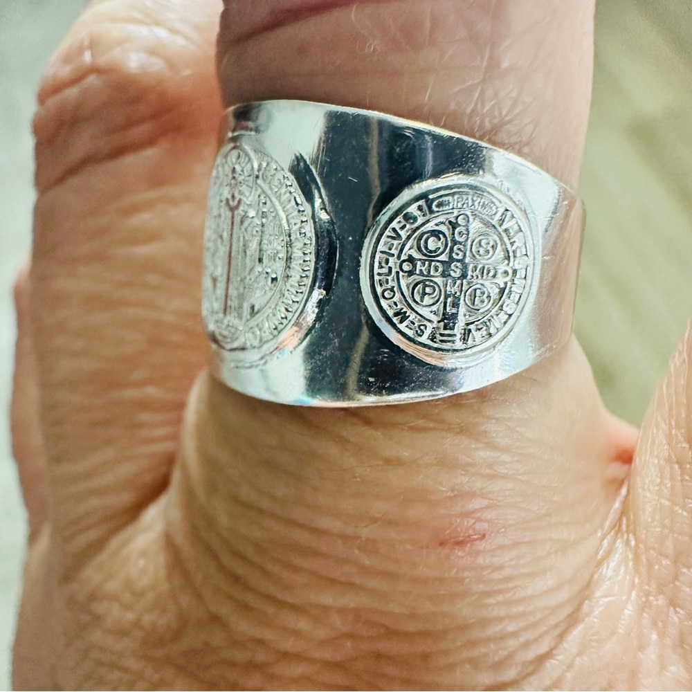 Silver Chunky Jewelry Ring with Engraved Saint Benedict Catholic Christian - Picture 8 of 16